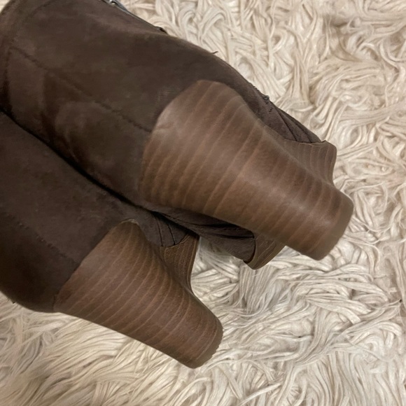 Brown | Wedge | Ankle Booties - Picture 8 of 15